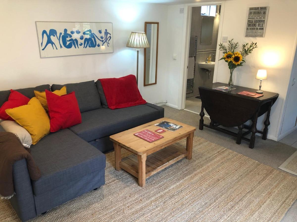 Apartamento Kristina'S Coach House Horsham Exterior foto