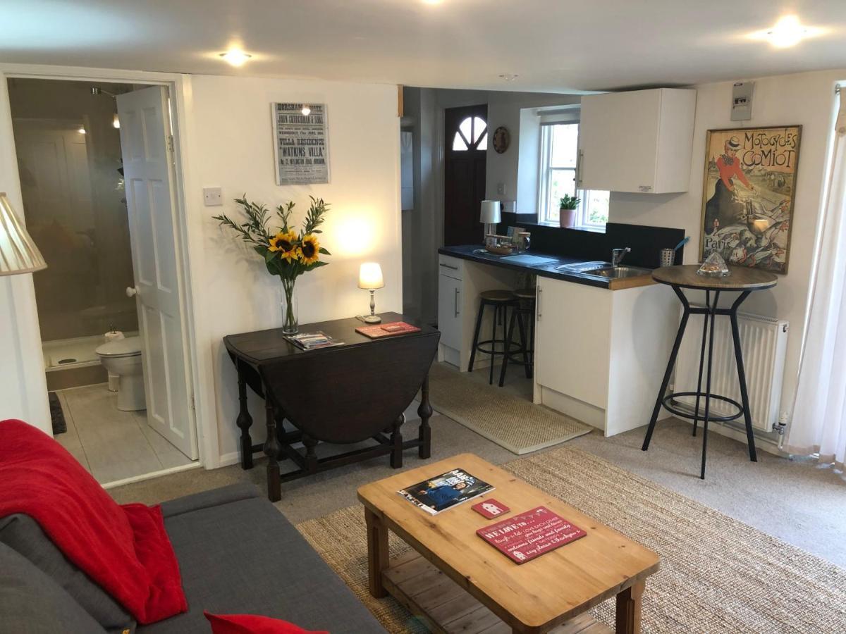Apartamento Kristina'S Coach House Horsham Exterior foto