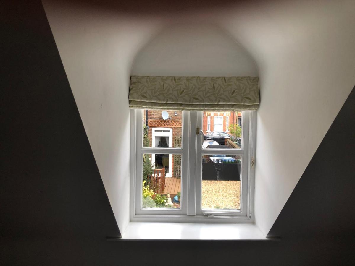 Apartamento Kristina'S Coach House Horsham Exterior foto